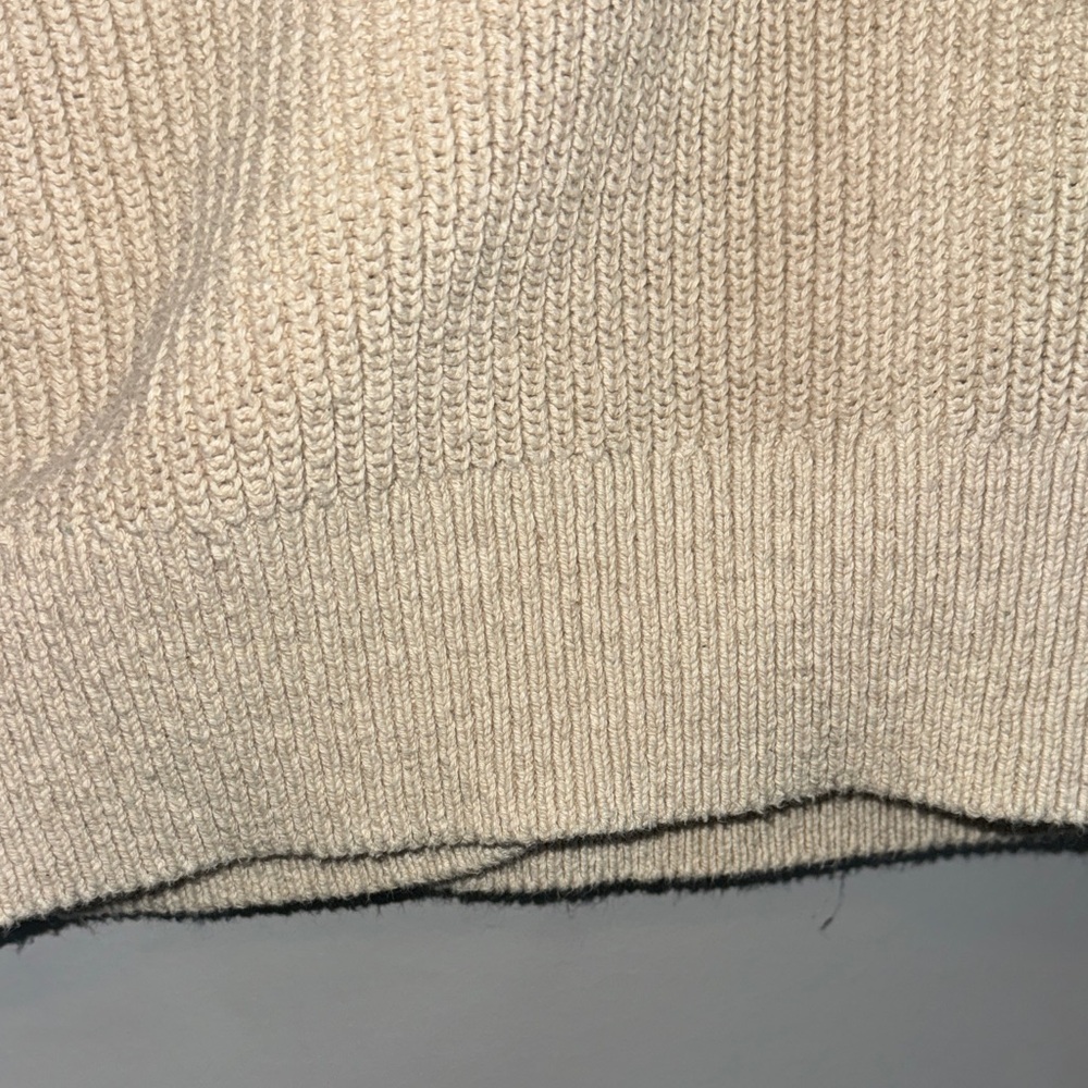 Old Navy Women's Cardigan Sweater - Picture 5 of 8
